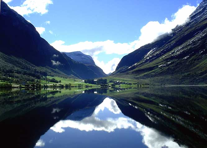 [Norway lake]